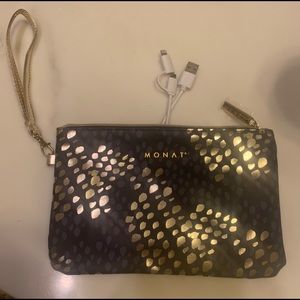 Monat Carry All with Power Pack for Cell Phone